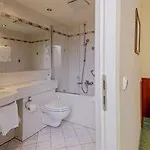 Hotel Saentis 3*
