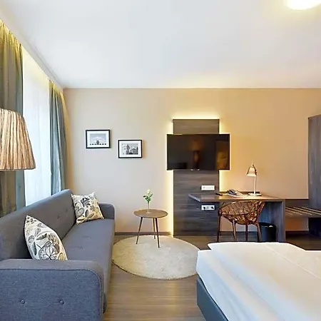 Saentis 3* Munich